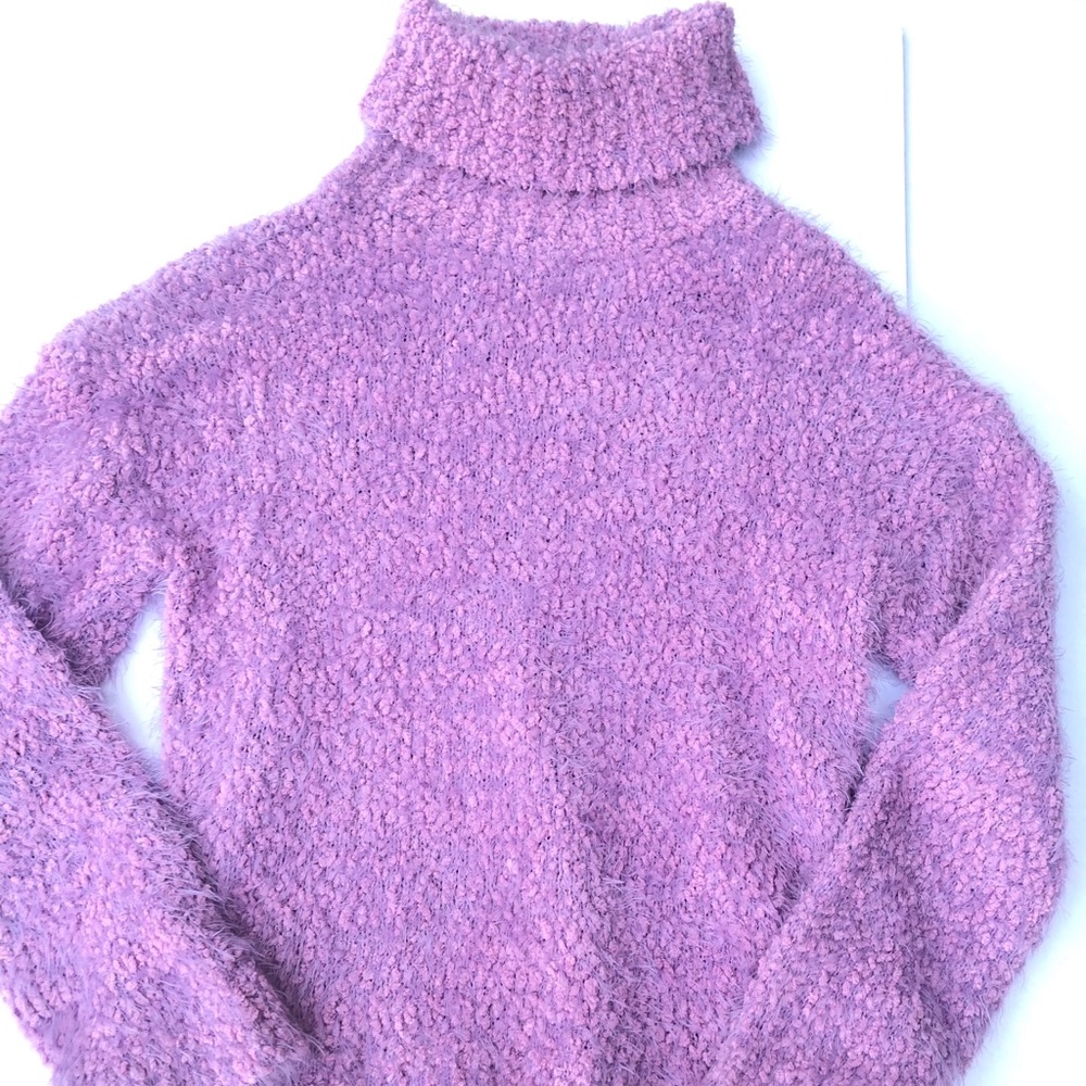 NWOT ABOUND LAVENDER FUZZY TURTLENECK SWEATER - Picture 2 of 8